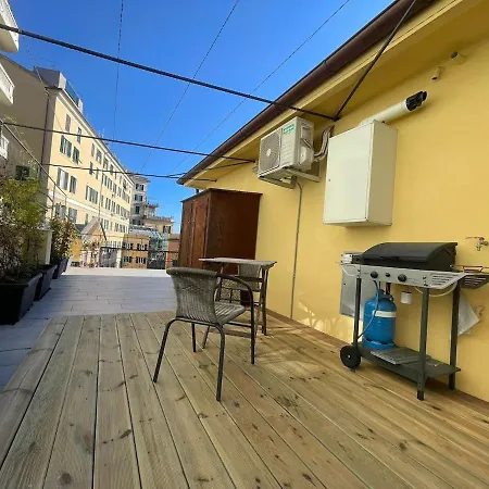 Apartament Attico Con Terrazza E Depandance